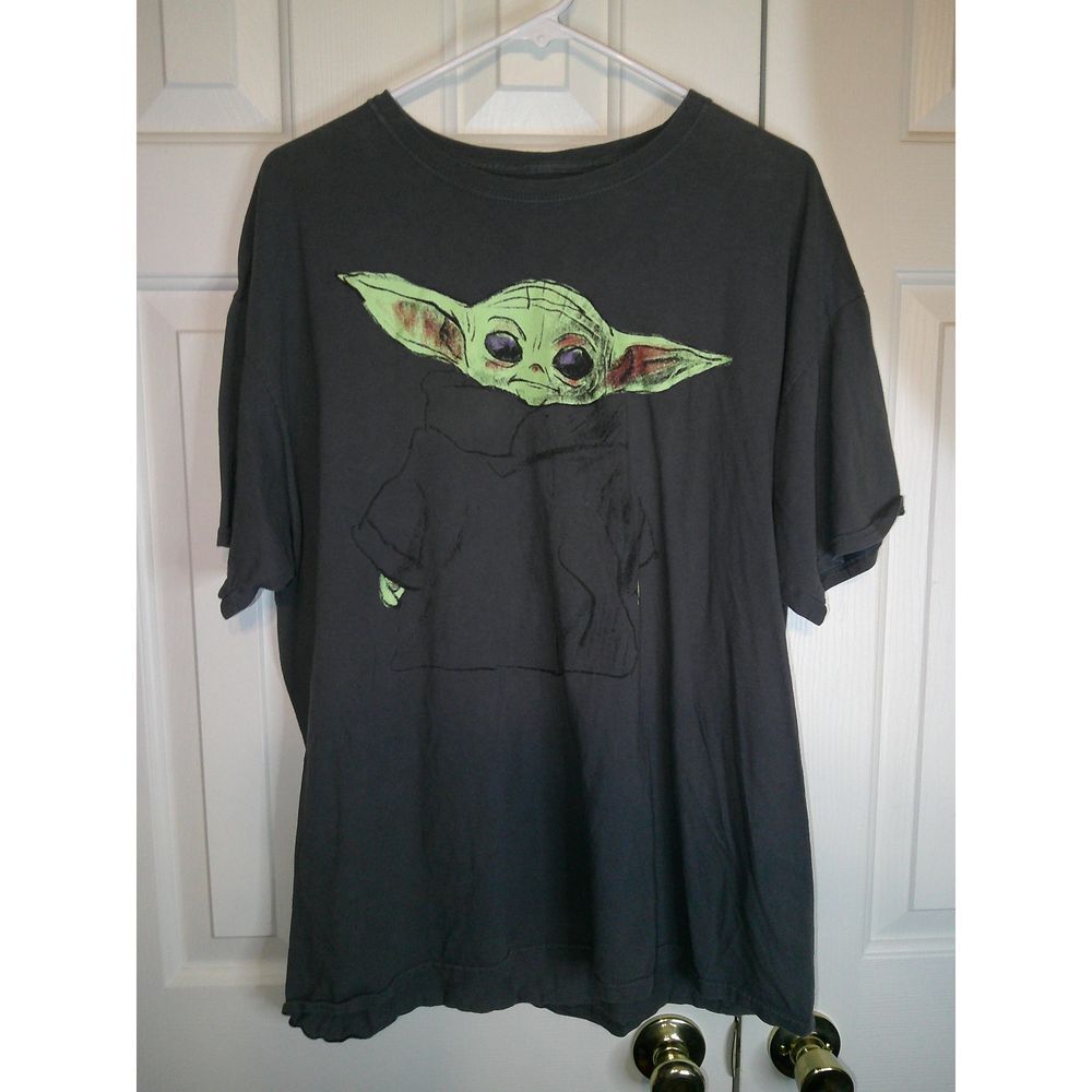 Star Wars The Mandalorian‎ Baby Yoda Graphic T-Shirt Black Cotton XL